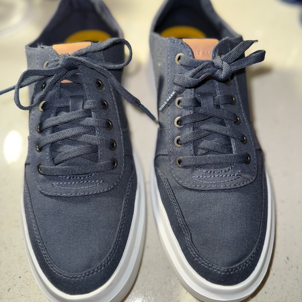 Men’s Cole Haan Grandpro Rally
Canvas Court Sneaker Blue... Sz 9